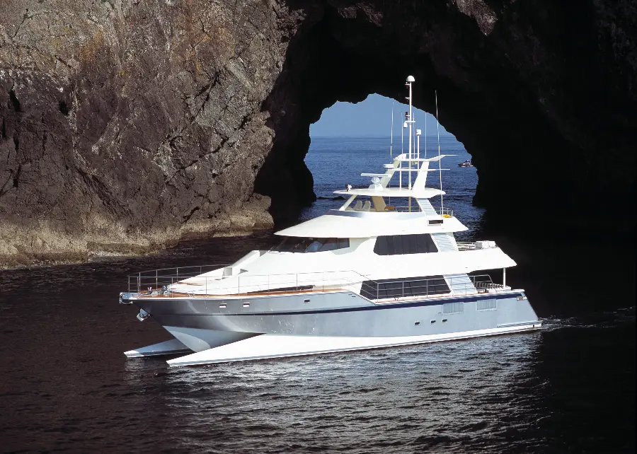 25.2m Wavepiercer Sampitres — LOMOcean design #0008