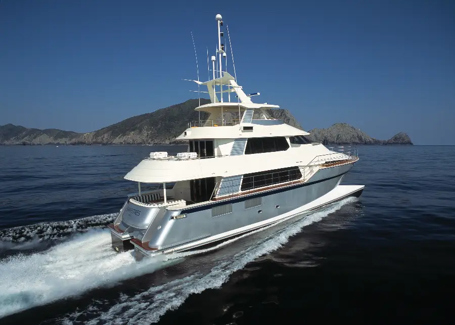 25.2m Wavepiercer Sampitres — LOMOcean design #0008