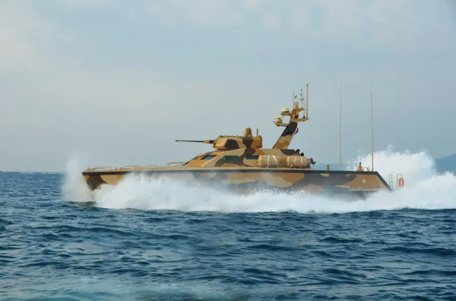 18m Foil Assisted Catamaran Troop Carrier (Tank Boat) — LOMOcean design #1923