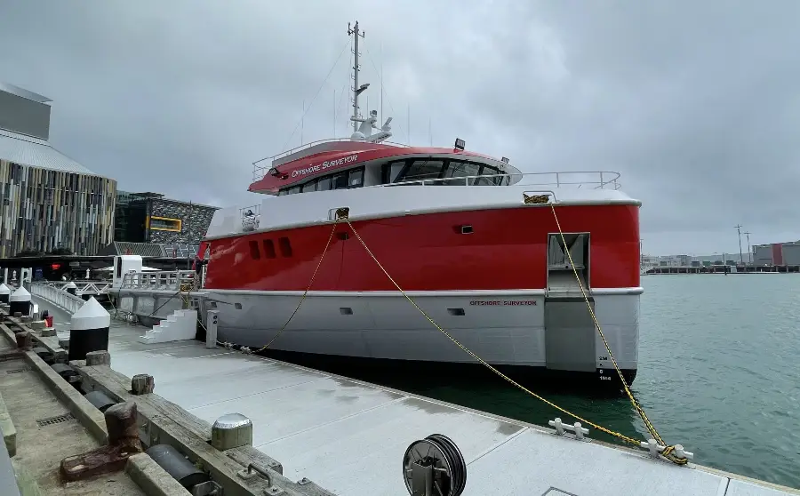 34m Survey Vessel MV Offshore Surveyor — LOMOcean design #1816