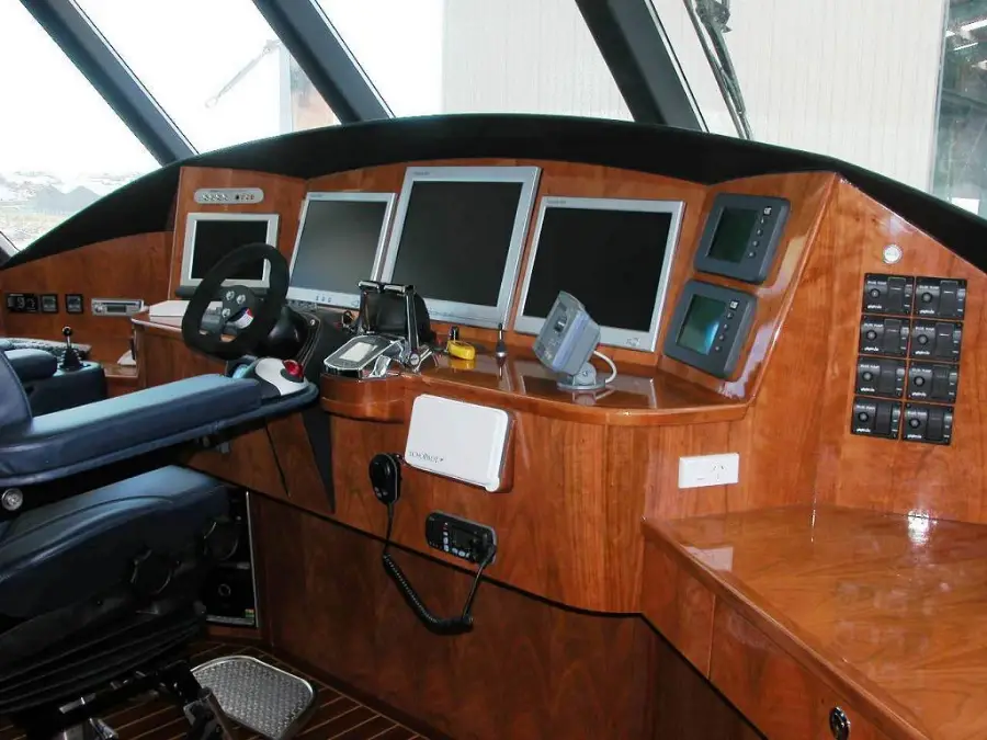 22.3m Wavepiercer Polaris — LOMOcean design #0201