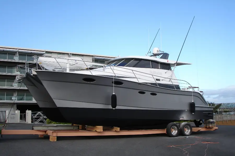 14m Power Catamaran Solitaire — LOMOcean design #0401