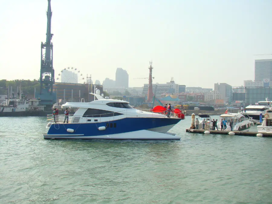 16m Wavepiercer Searo — LOMOcean design #0801