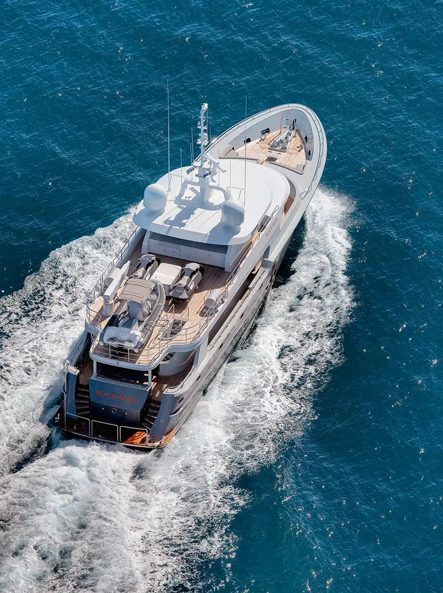 31.5m Passagemaker Motor Yacht Black Pearl — LOMOcean design #0701