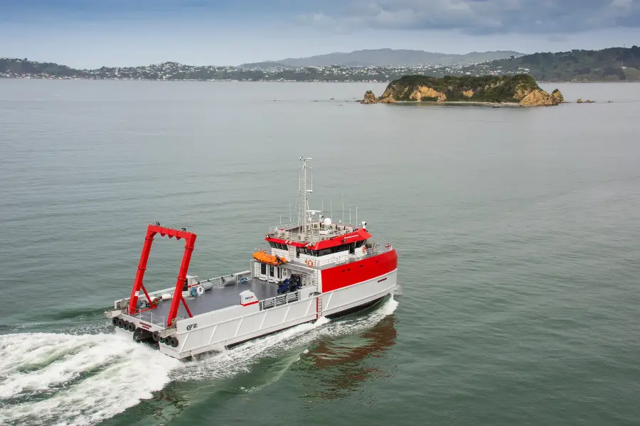 34m Catamaran MV Offshore Guardian — LOMOcean design #1401