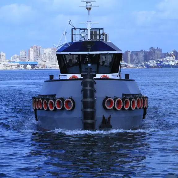 18m Micro Mega Tug Boat — LOMOcean design #1710