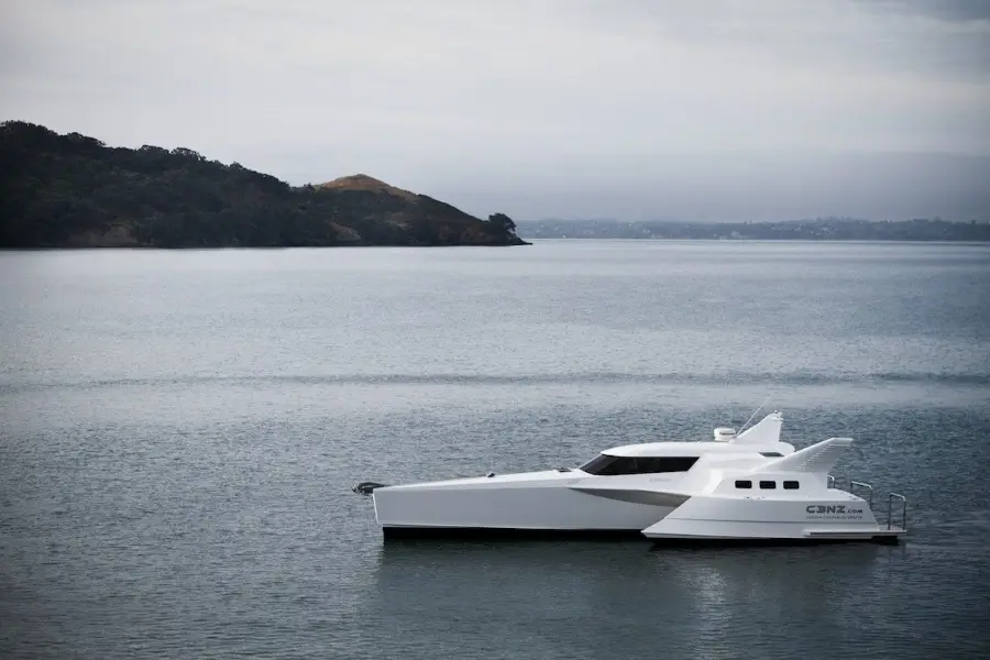 12m Foil Assisted Trimaran — LOMOcean design #0403