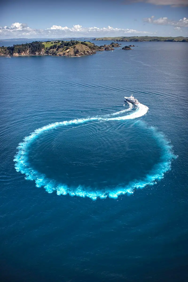 31.5m Passagemaker Motor Yacht Black Pearl — LOMOcean design #0701