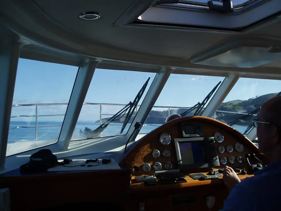 10.7m Power Catamaran Aquavette — LOMOcean design #0302