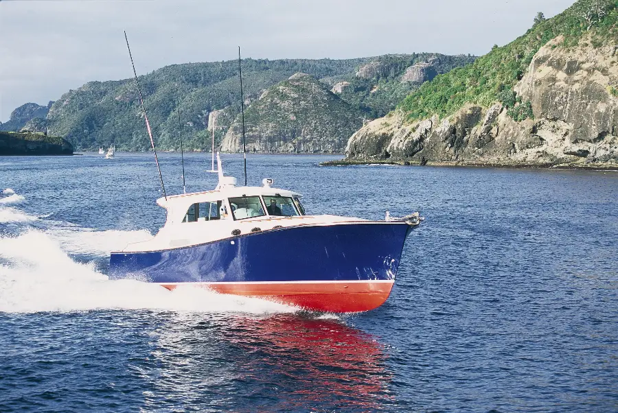 13.5m Classic Sport Fish Rhythm — LOMOcean design #9901