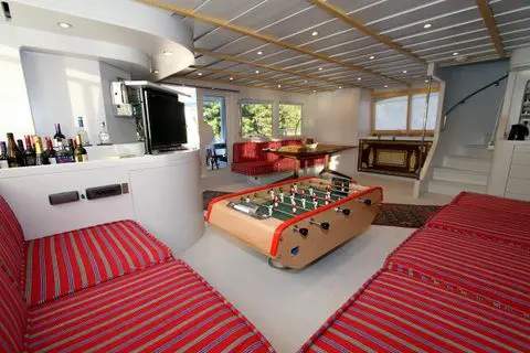 27m Wavepiercer Tatami — LOMOcean design #0601