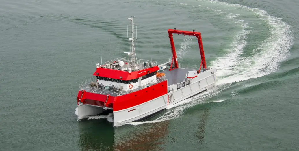 34m Catamaran MV Offshore Guardian